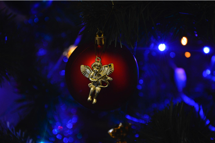Christmas Carols: A Melodious Reminder of Love and Romance